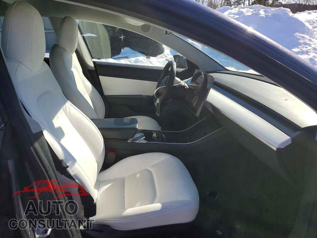 TESLA MODEL 3 2020 - 5YJ3E1EB8LF668018