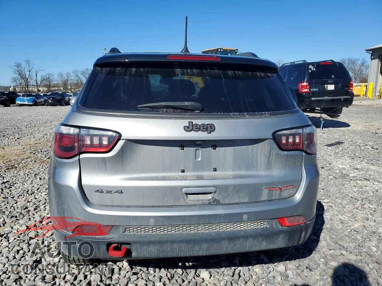 JEEP COMPASS 2017 - 3C4NJDDB7HT651646