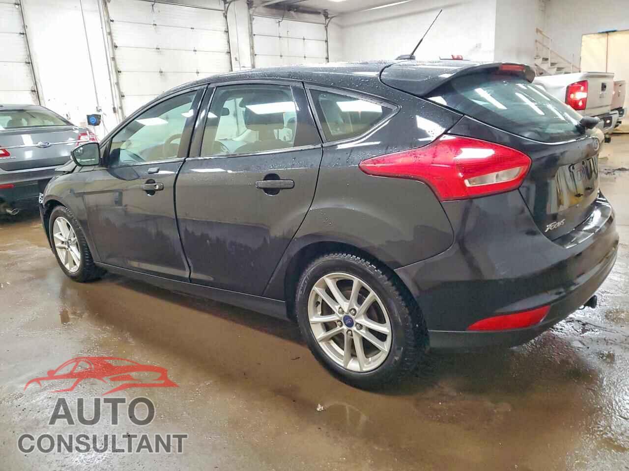 FORD FOCUS 2015 - 1FADP3K28FL338918