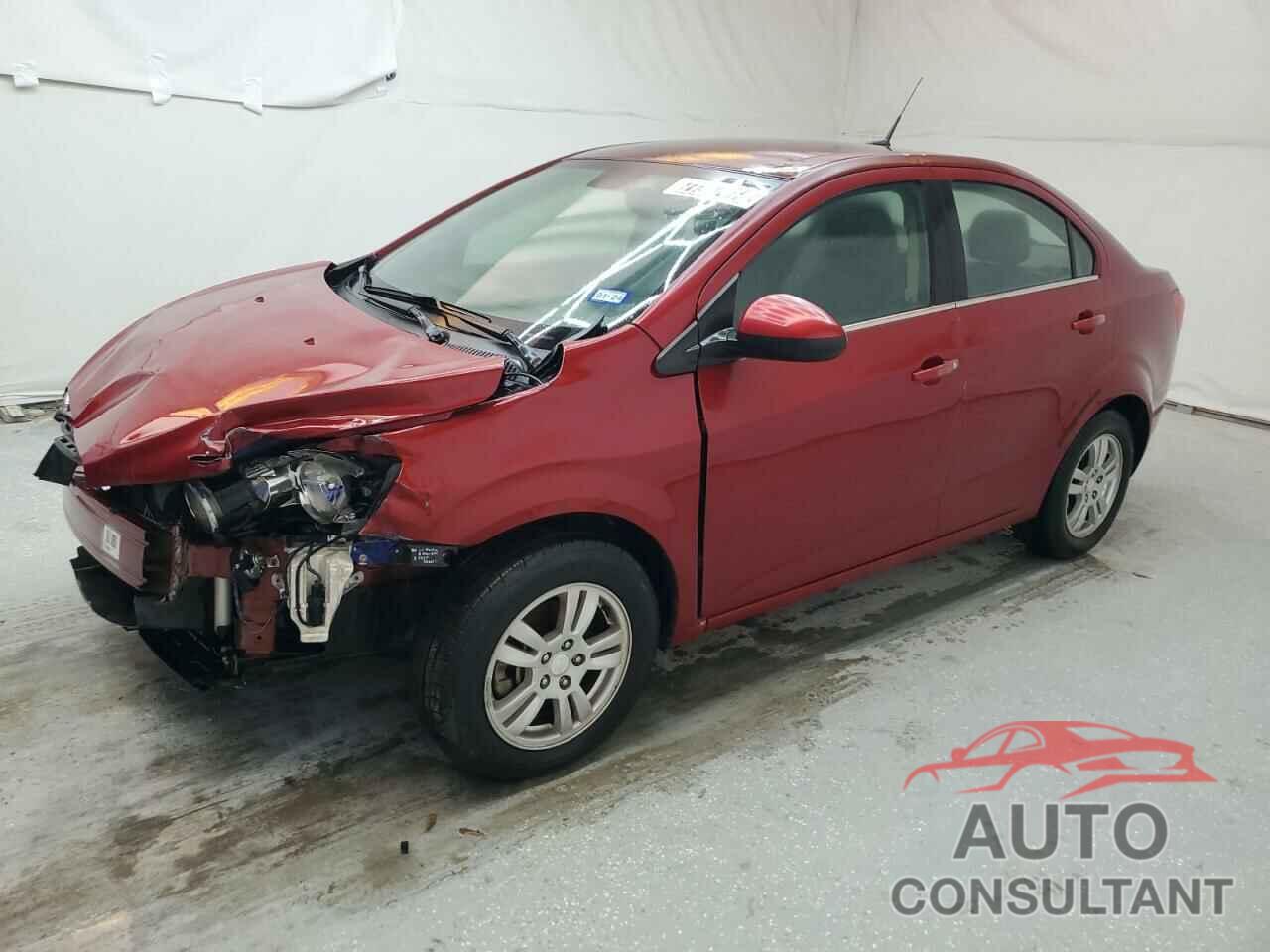 CHEVROLET SONIC 2013 - 1G1JC5SH5D4244486