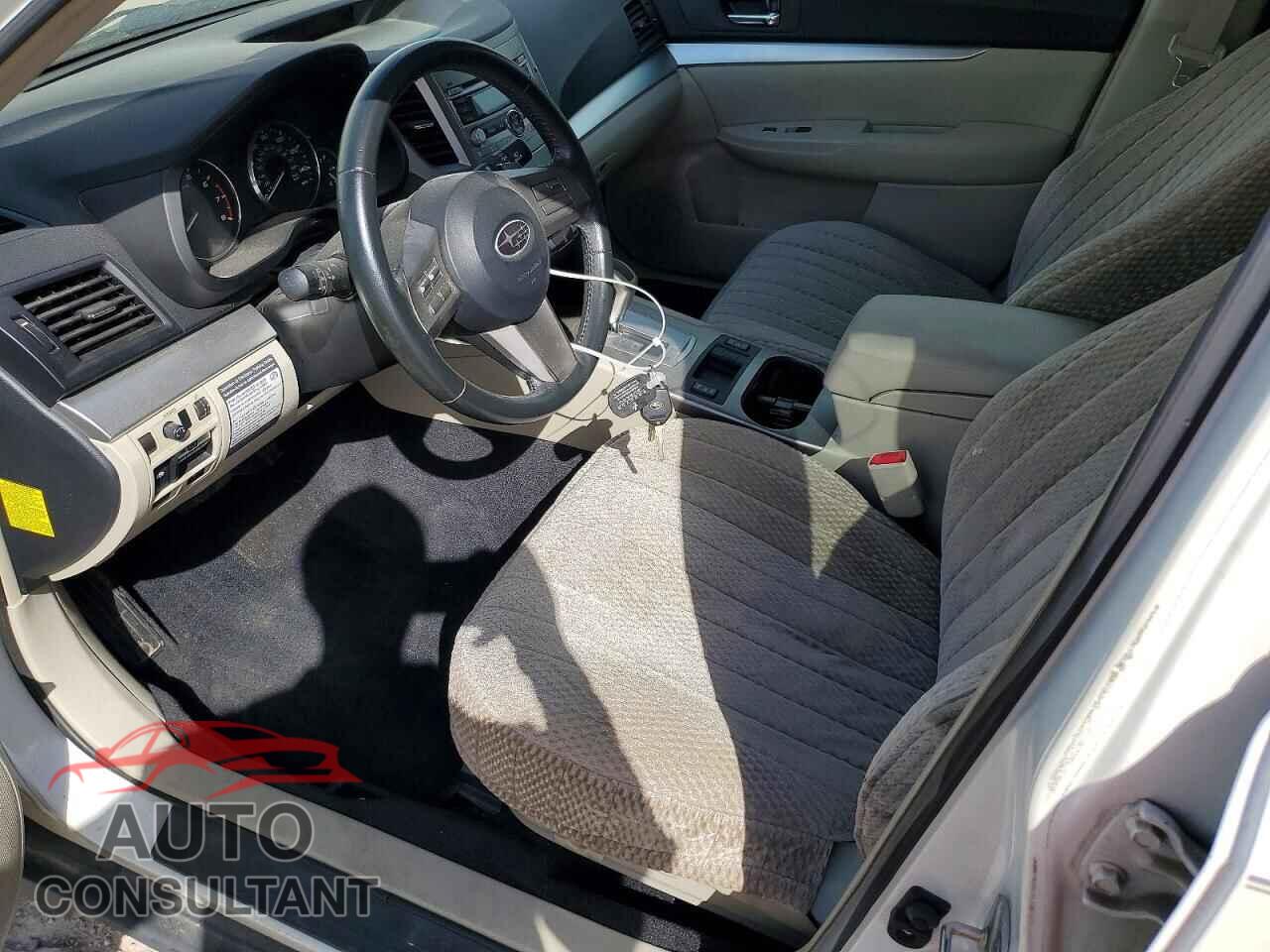 SUBARU OUTBACK 2011 - 4S4BRBCC2B3331742