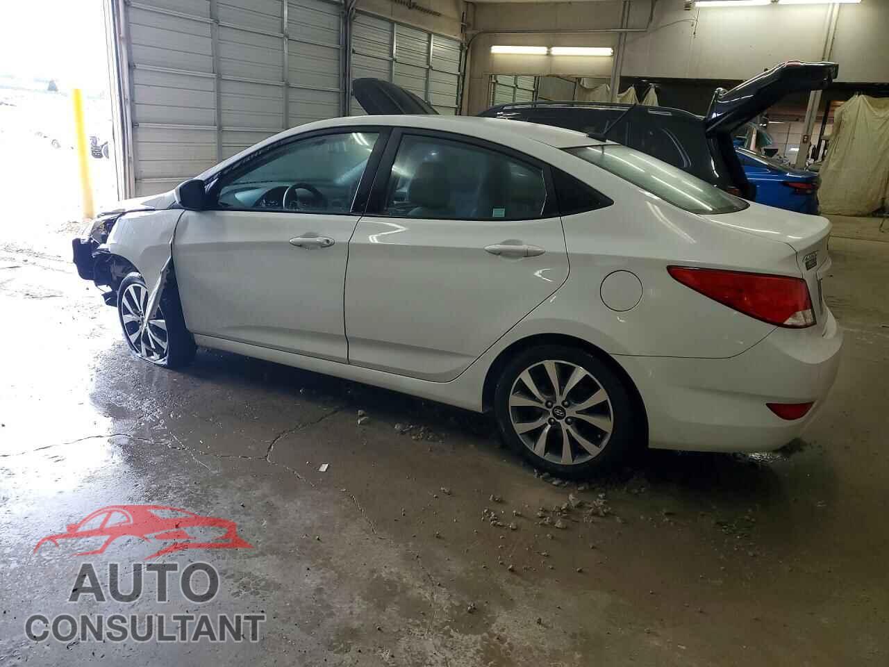 HYUNDAI ACCENT 2017 - KMHCT4AE2HU372932