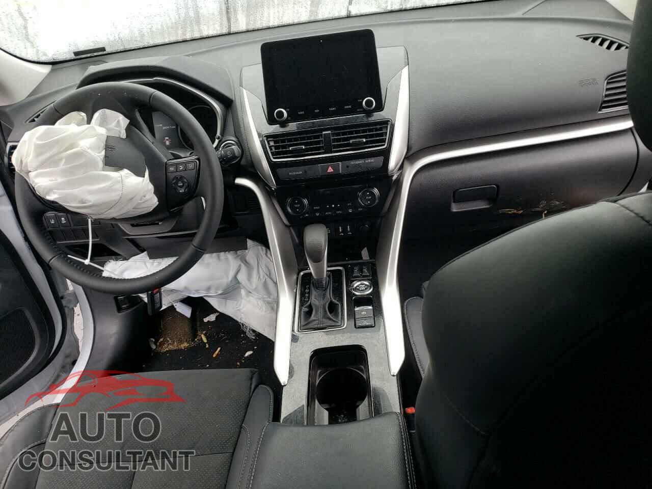 MITSUBISHI ECLIPSE 2023 - JA4ATWAA5PZ045067