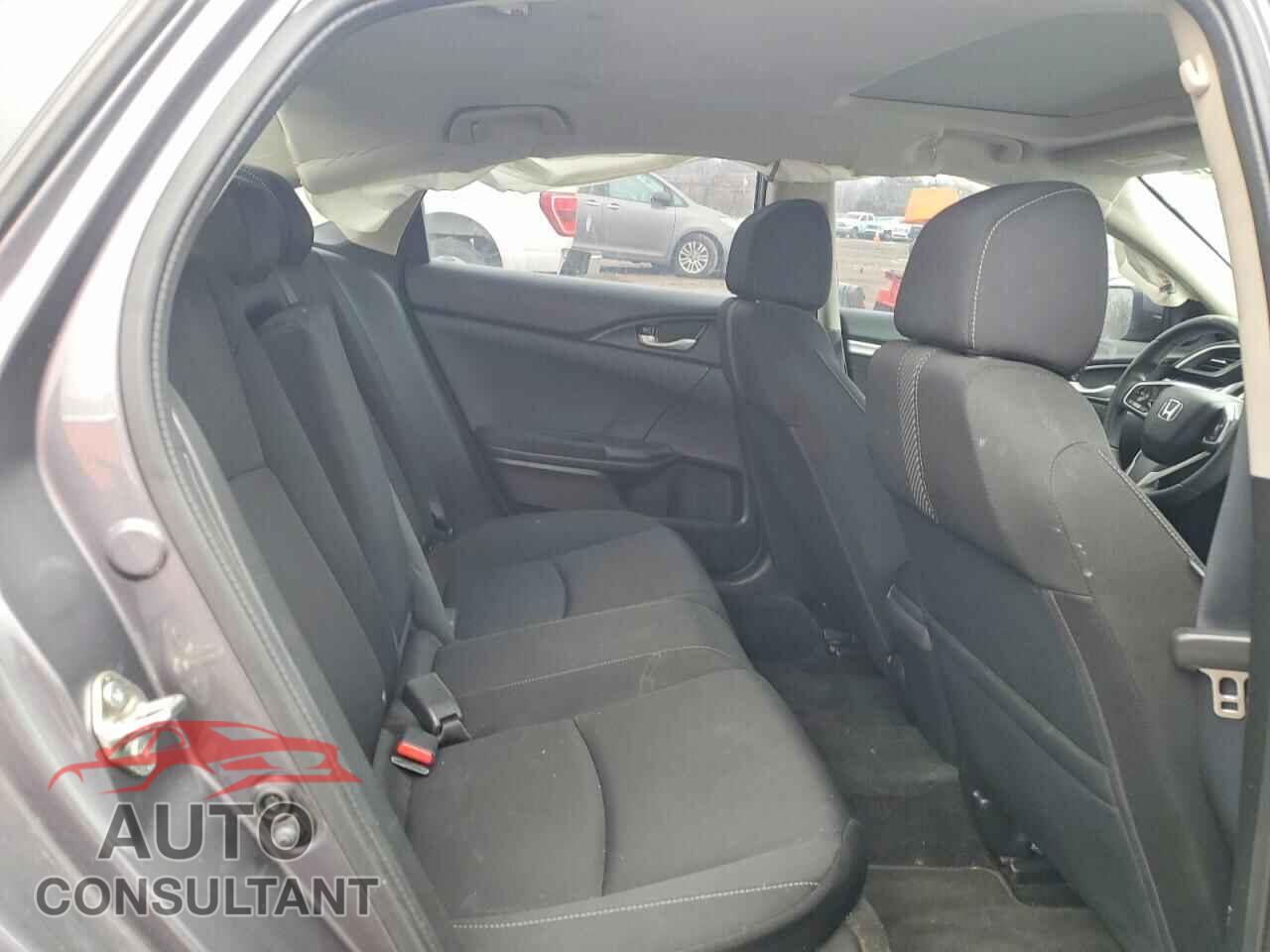 HONDA CIVIC 2018 - 19XFC2F76JE031781