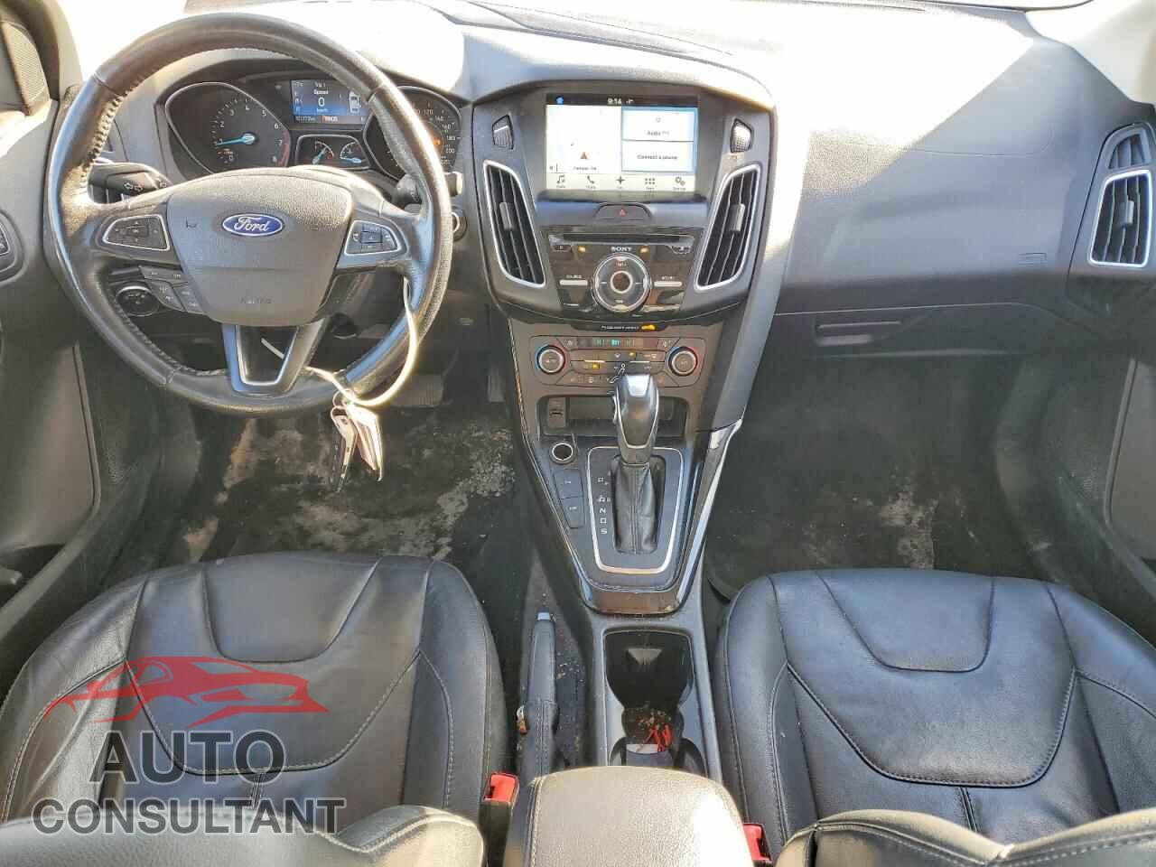 FORD FOCUS 2016 - 1FADP3J25GL292015