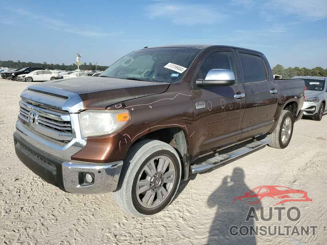 TOYOTA TUNDRA 2017 - 5TFAW5F16HX656352