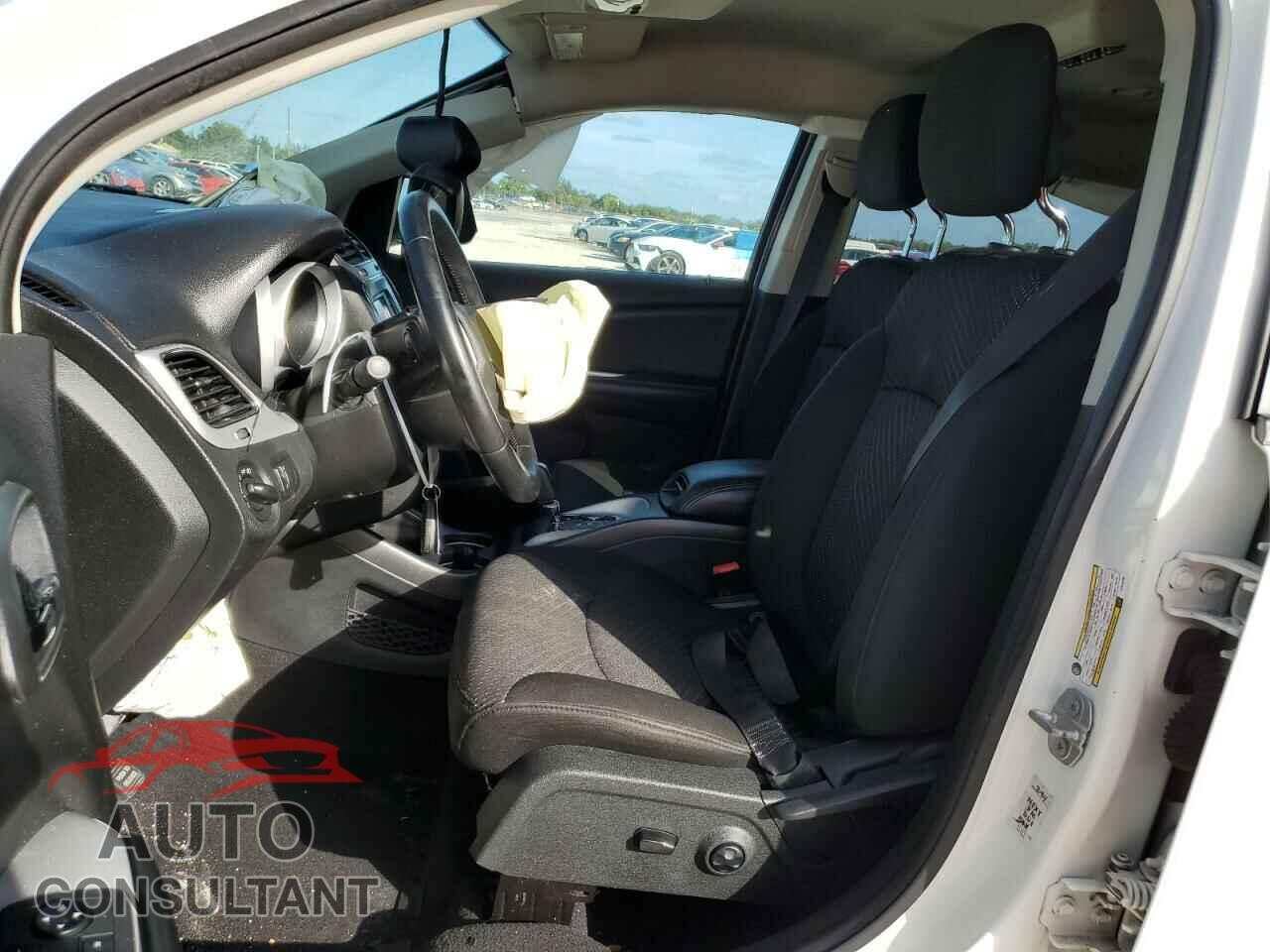 DODGE JOURNEY 2020 - 3C4PDCAB8LT273733