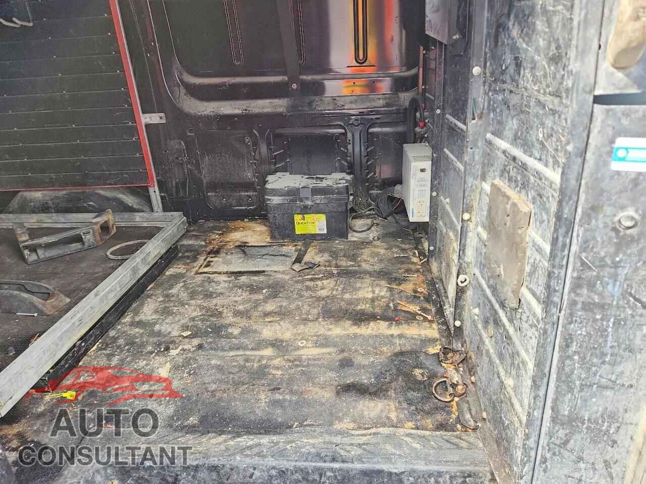 FORD TRANSIT 2017 - 1FTYE1YM1HKA73671