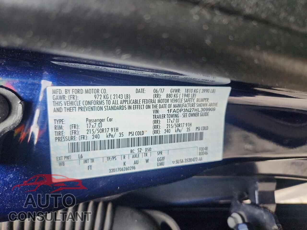 FORD FOCUS 2017 - 1FADP3N27HL309909
