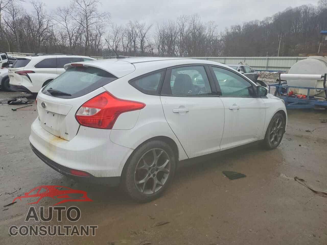 FORD FOCUS 2014 - 1FADP3K2XEL324159