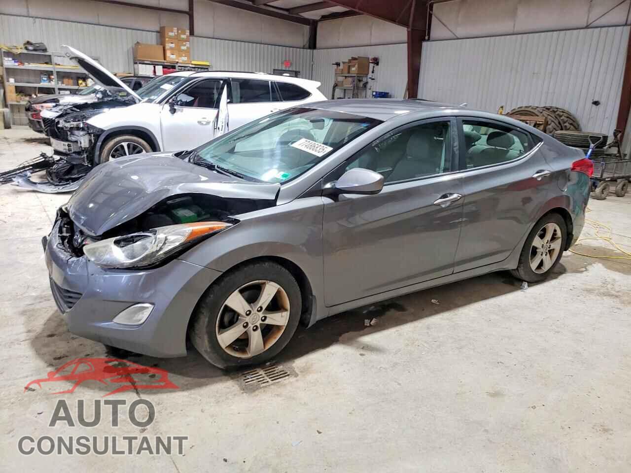 HYUNDAI ELANTRA 2013 - 5NPDH4AE6DH263002