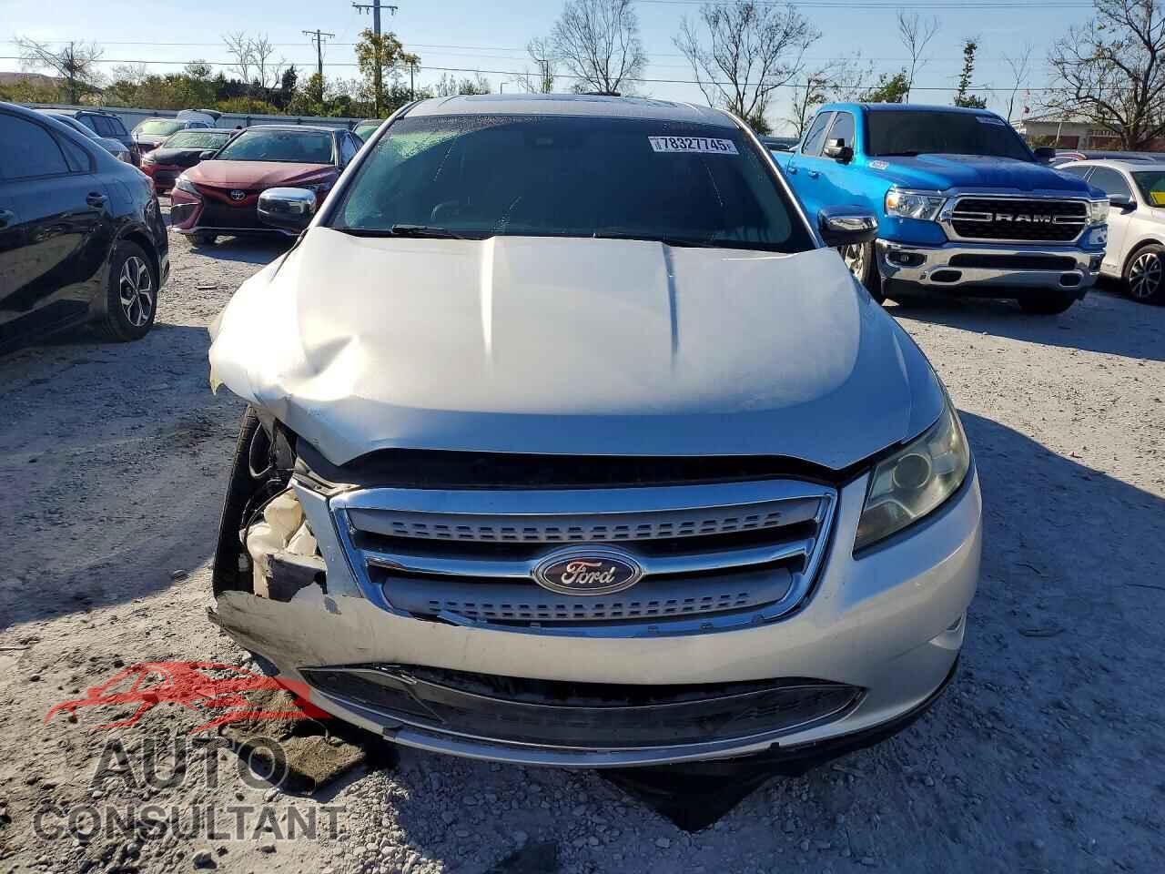 FORD TAURUS 2011 - 1FAHP2FW8BG103768
