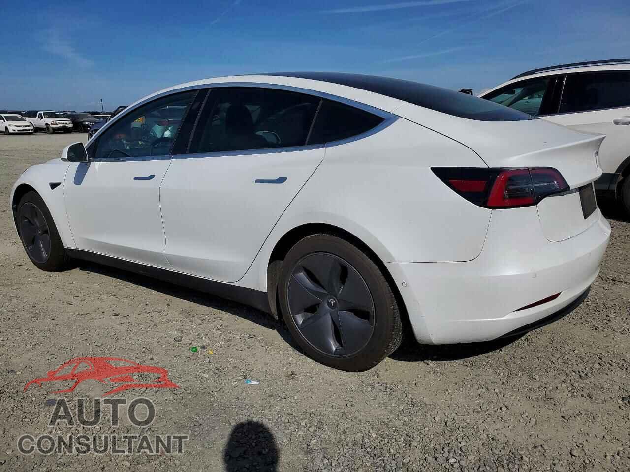 TESLA MODEL 3 2019 - 5YJ3E1EA0KF484374