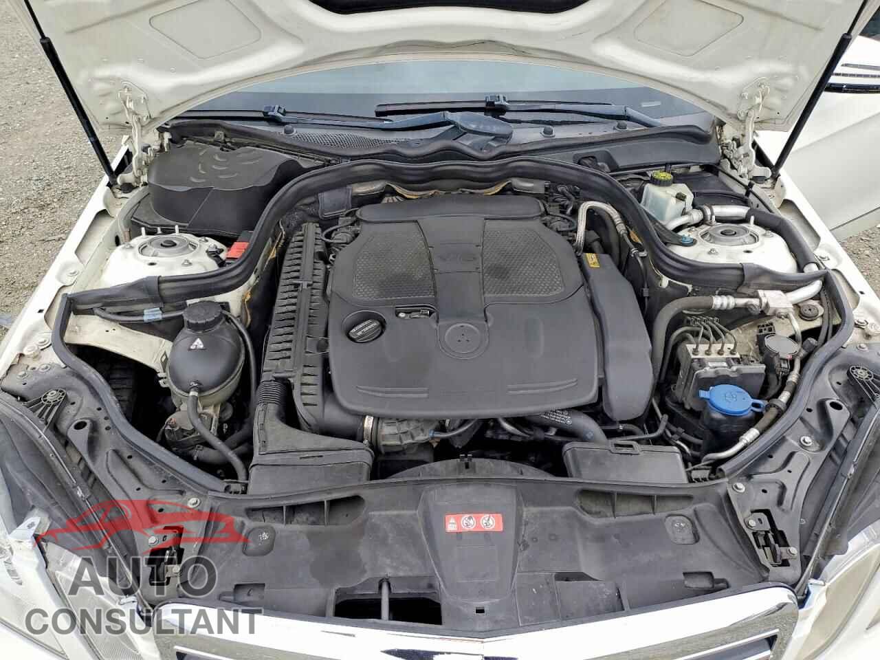 MERCEDES-BENZ E-CLASS 2012 - WDDHF5KB7CA555660