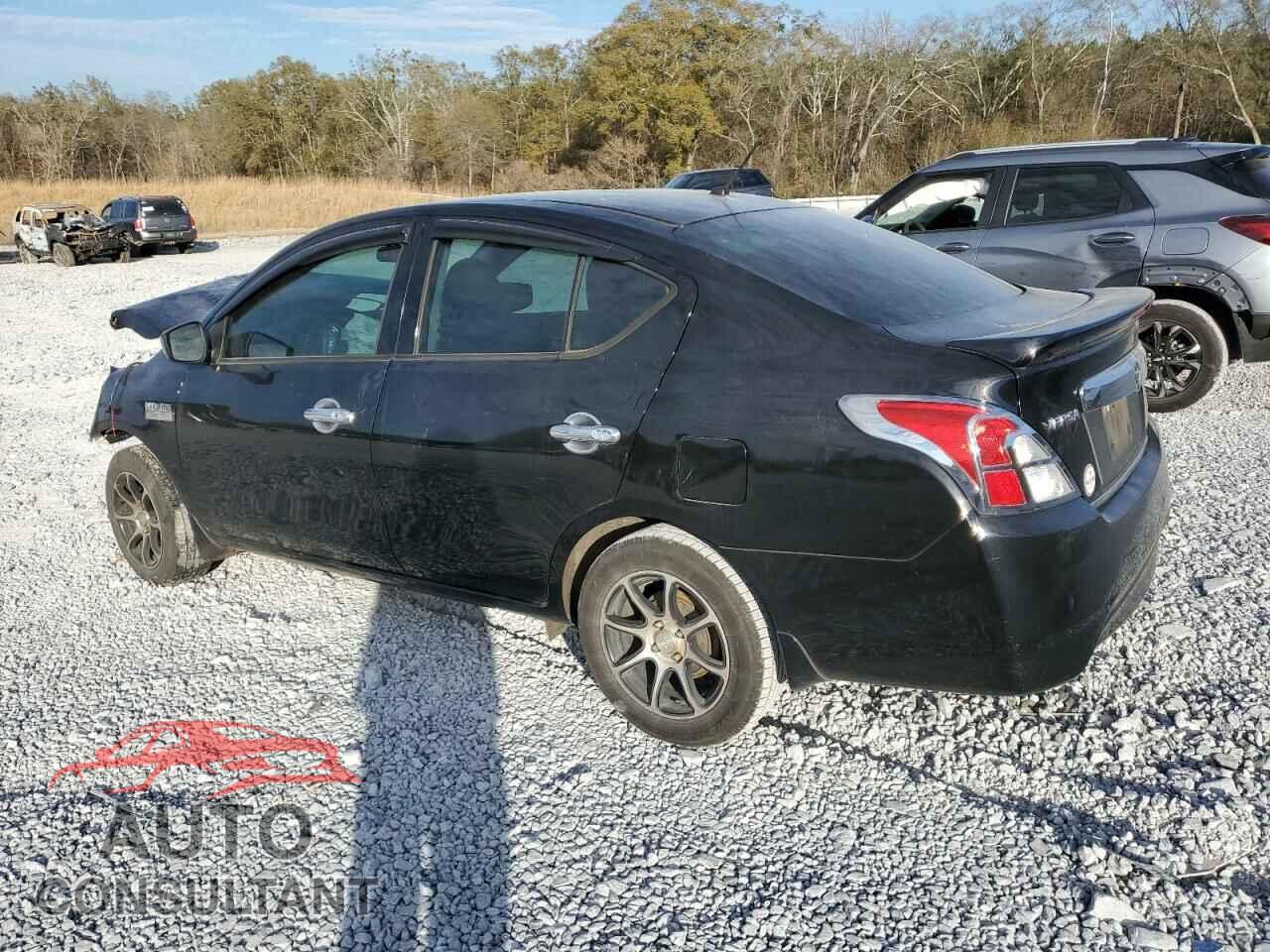 NISSAN VERSA 2017 - 3N1CN7APXHL804553