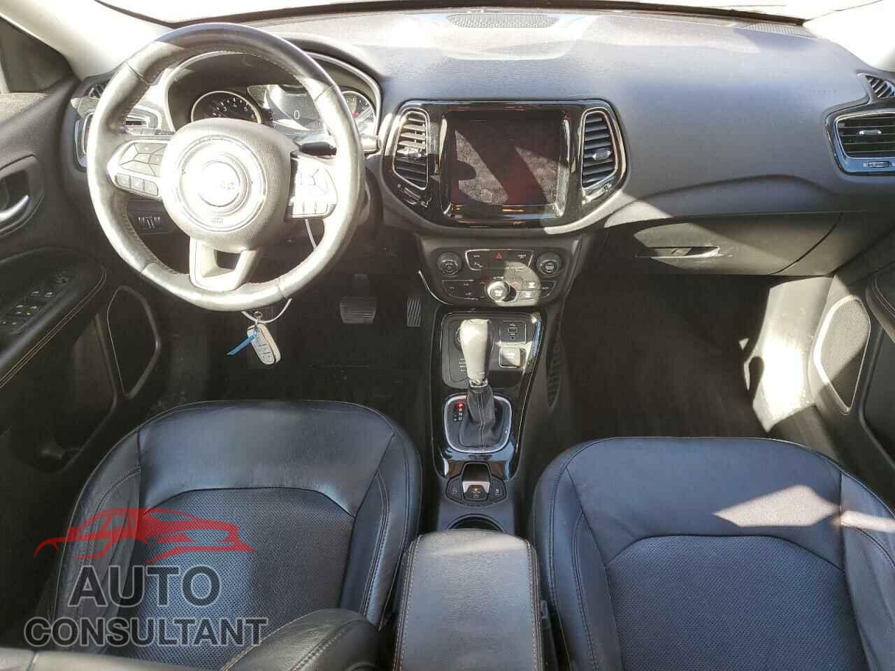 JEEP COMPASS 2018 - 3C4NJDCB0JT117539