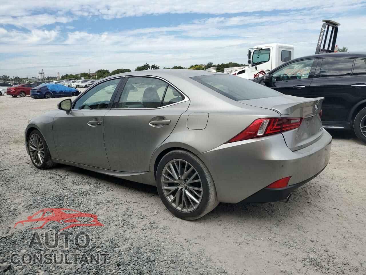 LEXUS IS 2015 - JTHBF1D25F5071830