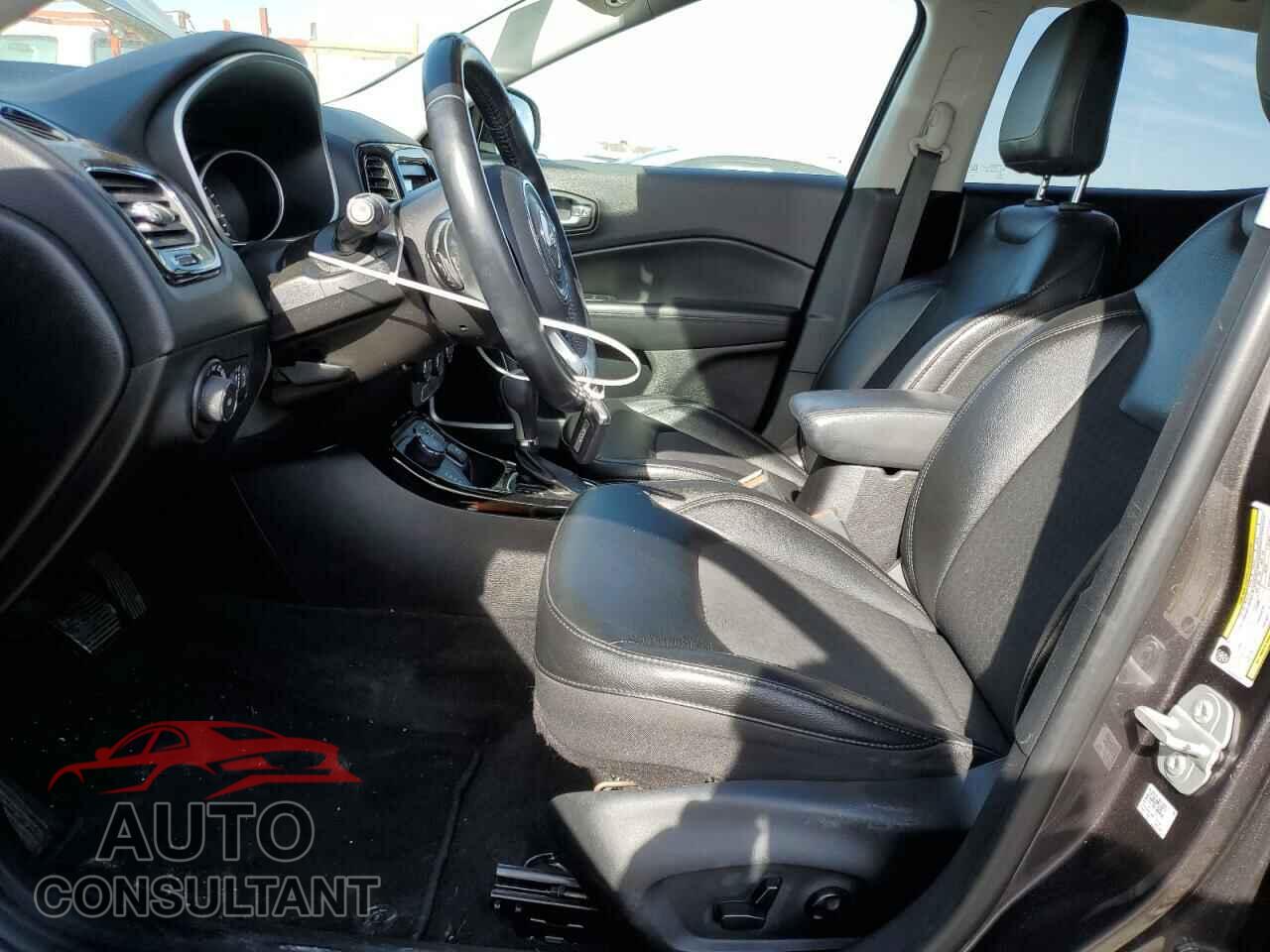 JEEP COMPASS 2018 - 3C4NJDBB7JT394593