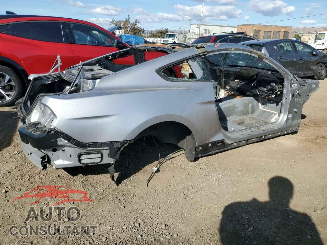 FORD MUSTANG 2020 - 1FA6P8CF8L5146762