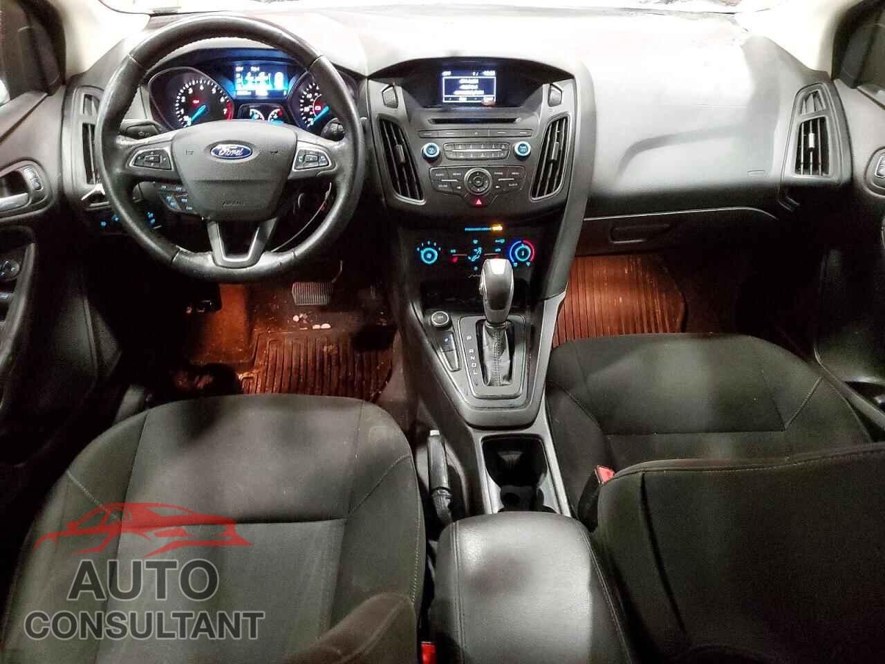 FORD FOCUS 2015 - 1FADP3F20FL344576