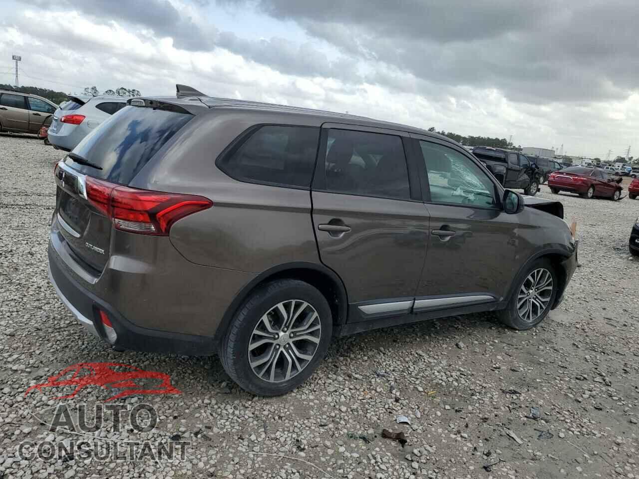 MITSUBISHI OUTLANDER 2017 - JA4AD2A34HZ039592
