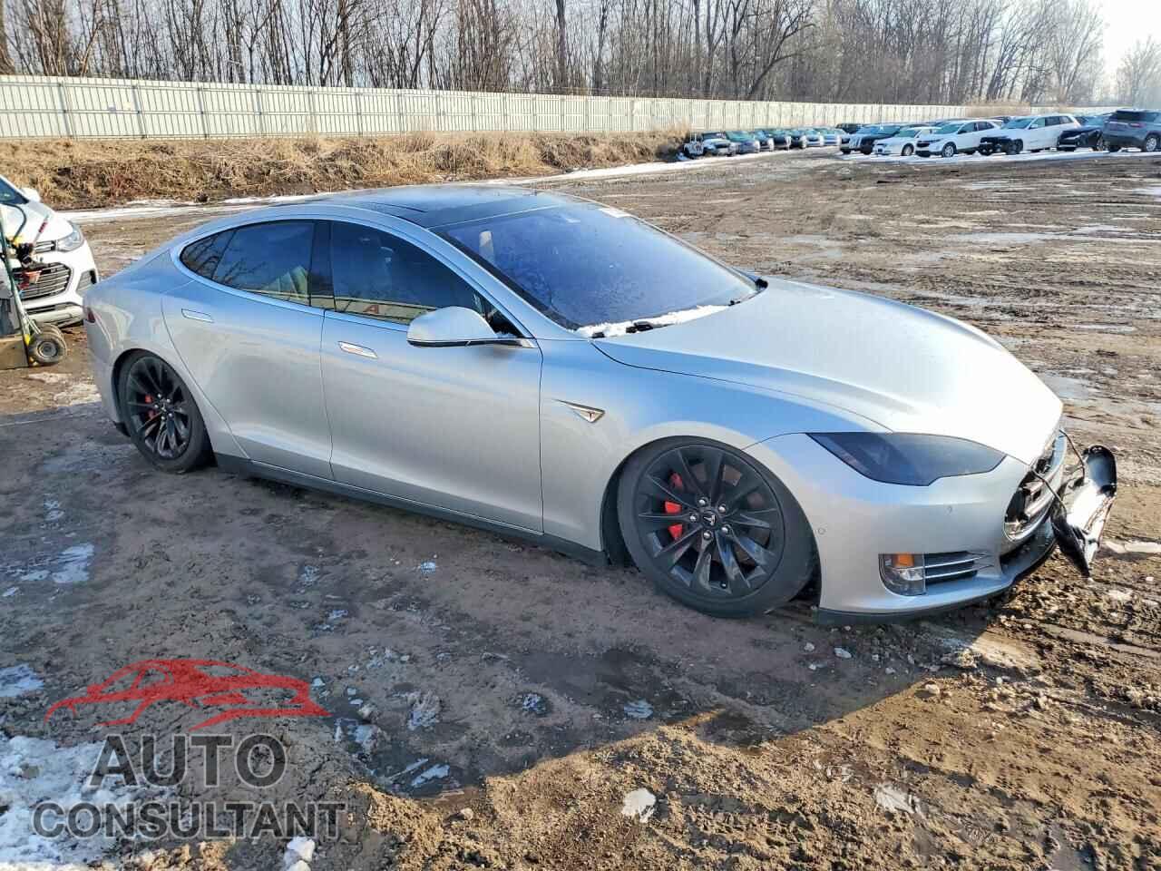 TESLA MODEL S 2015 - 5YJSA1E4XFF116419