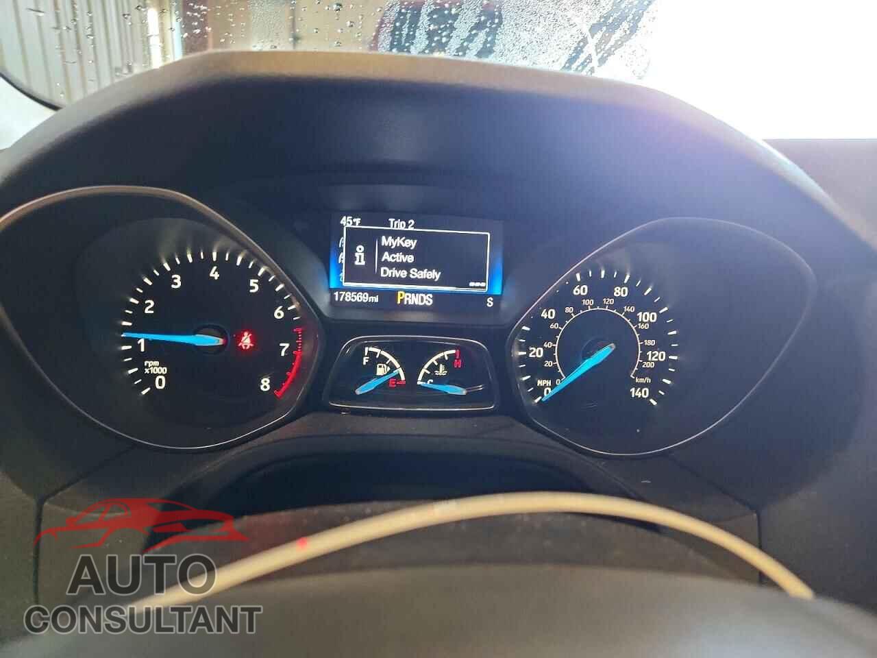 FORD FOCUS 2016 - 1FADP3F25GL222071