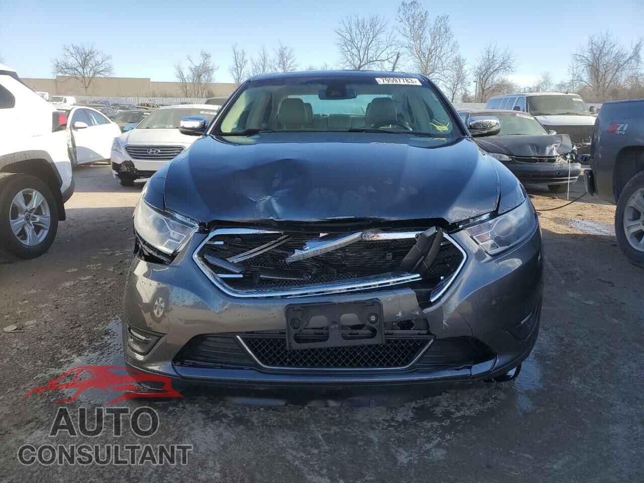FORD TAURUS 2018 - 1FAHP2F81JG128446