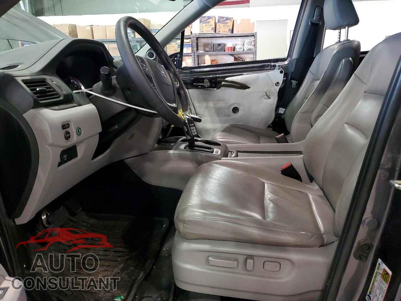 HONDA RIDGELINE 2017 - 5FPYK3F59HB010225