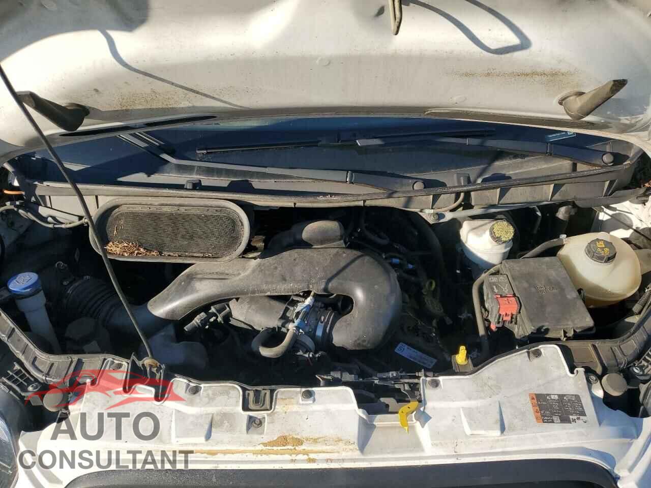 FORD TRANSIT 2015 - 1FTNR2CM2FKB17999