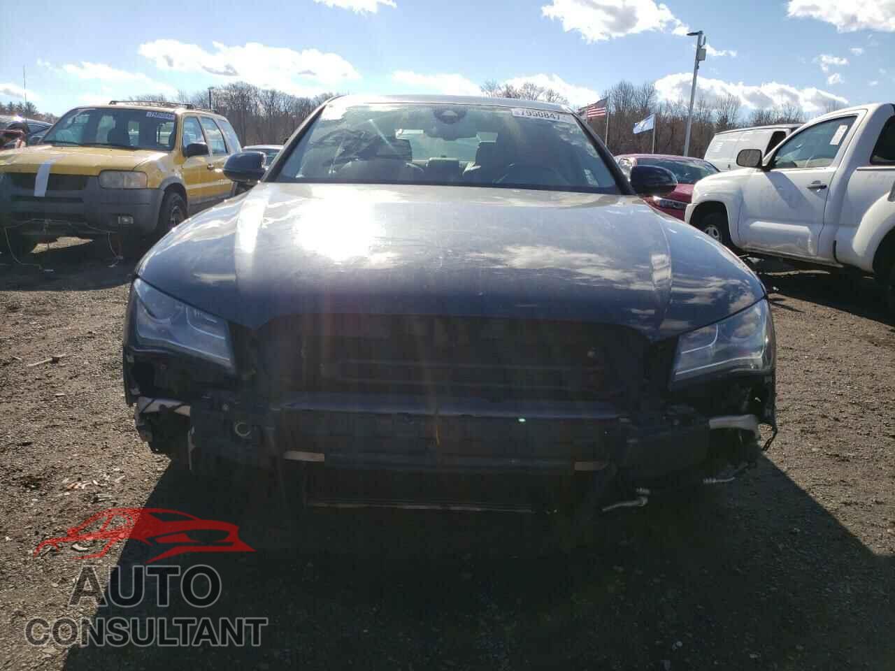 AUDI A8 2011 - WAURVAFD0BN018199