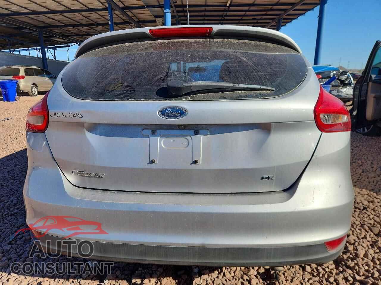 FORD FOCUS 2017 - 1FADP3K29HL255162