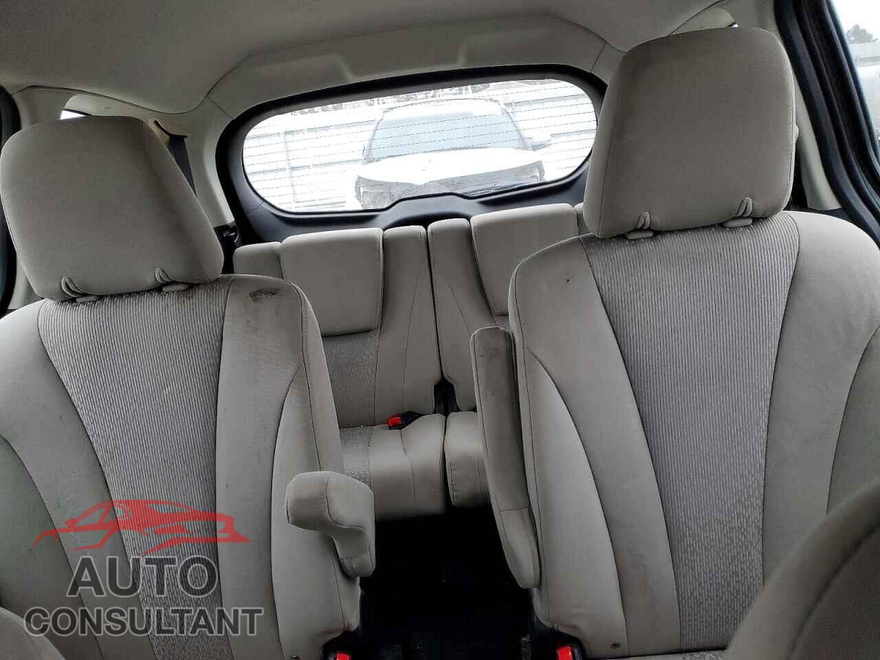 MAZDA 5 2012 - JM1CW2CL2C0141623