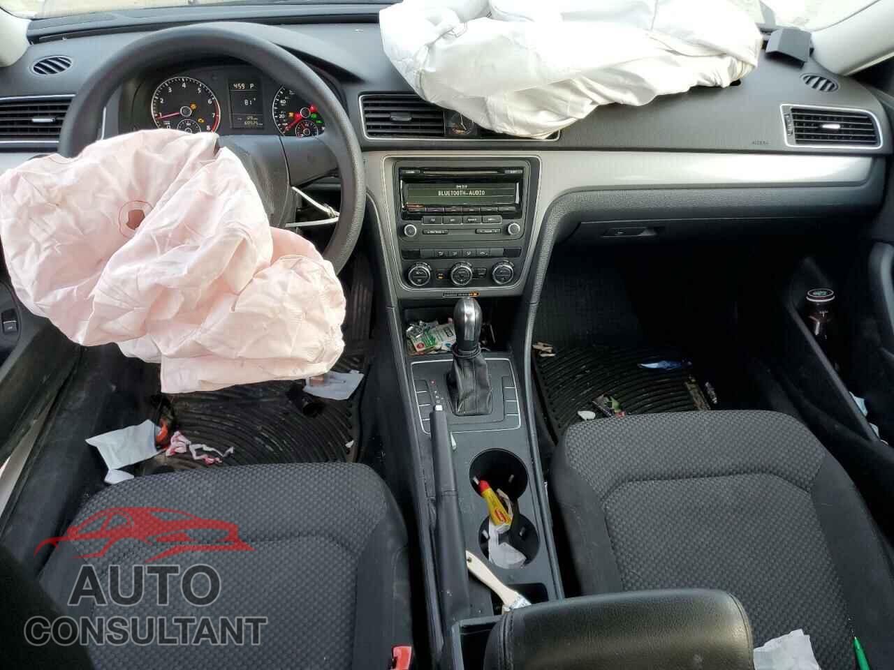 VOLKSWAGEN PASSAT 2012 - 1VWAP7A39CC053782