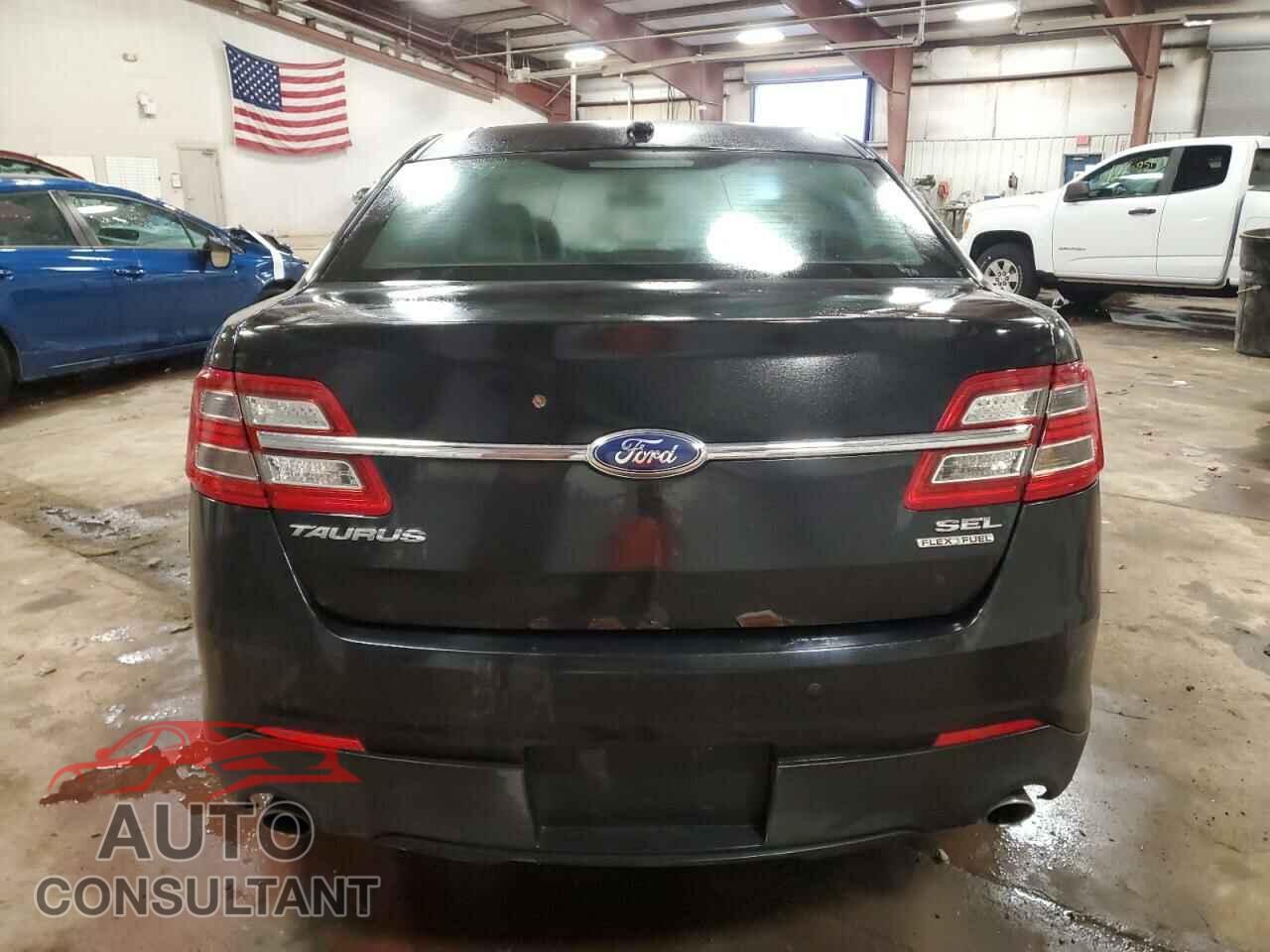 FORD TAURUS 2013 - 1FAHP2E88DG211880