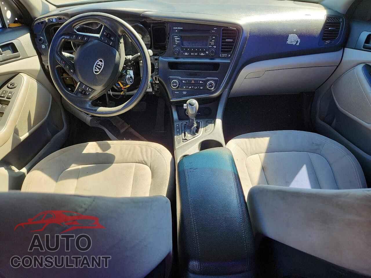 KIA OPTIMA 2011 - KNAGM4A78B5120539