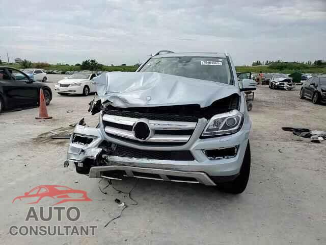 MERCEDES-BENZ GL-CLASS 2015 - 4JGDF6EE8FA443843