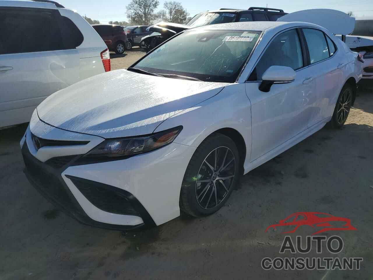 TOYOTA CAMRY 2023 - 4T1G11AK0PU737019