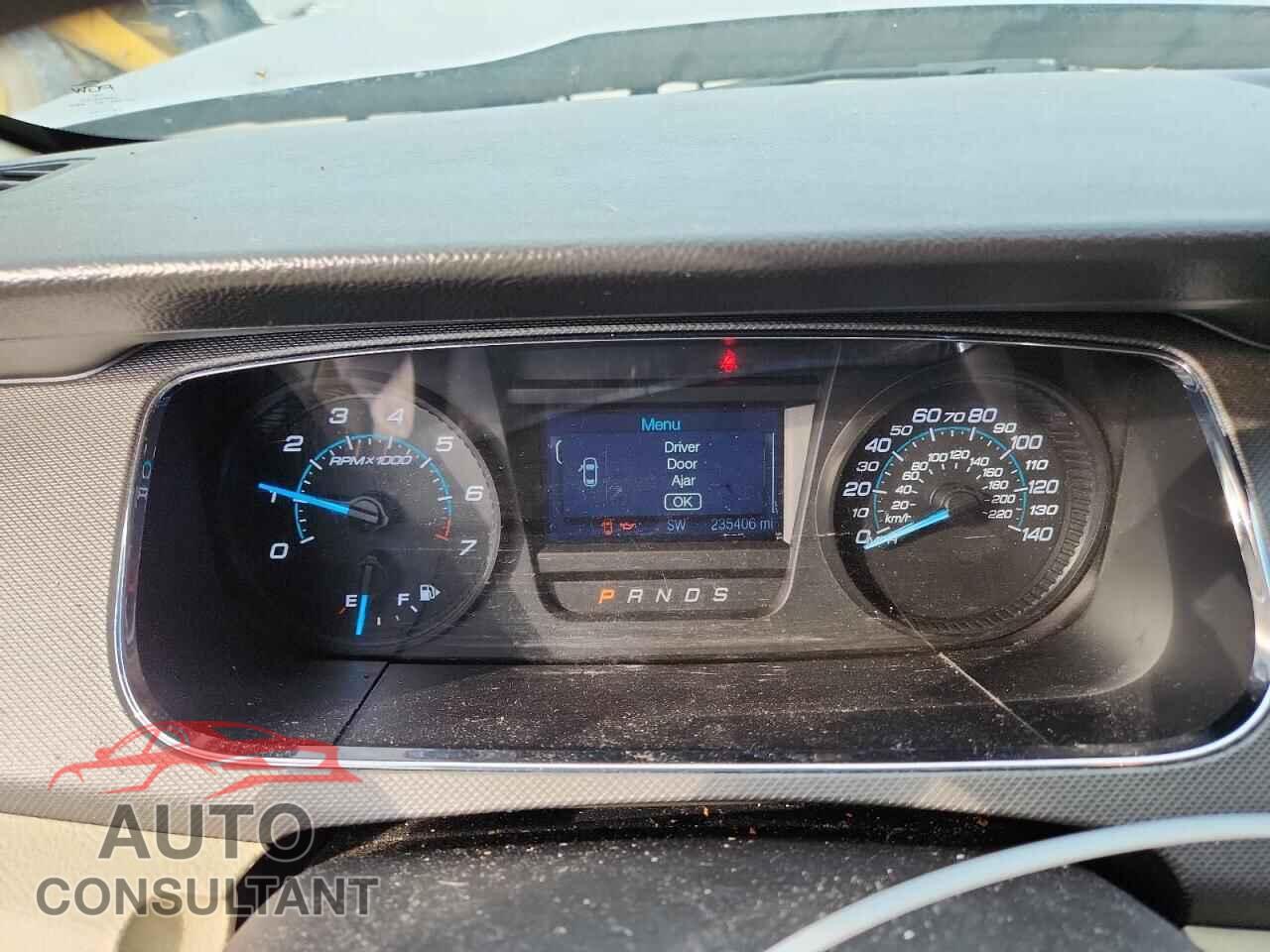 FORD TAURUS 2015 - 1FAHP2D87FG154642