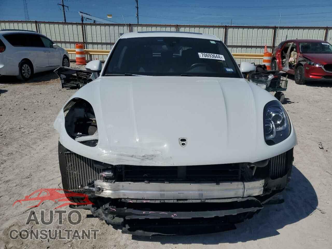 PORSCHE MACAN 2016 - WP1AF2A51GLB90343