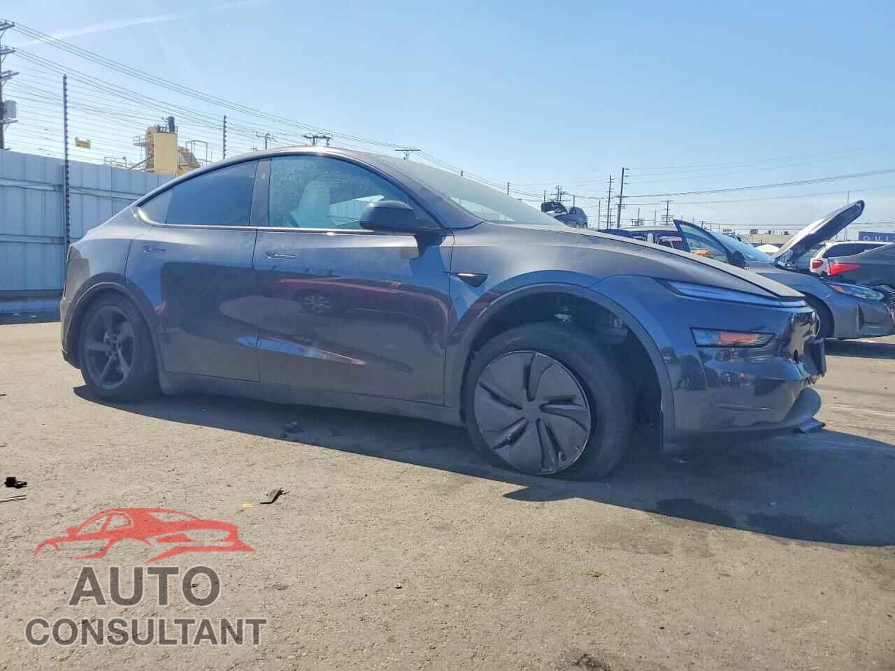 TESLA MODEL Y 2026 - 7SAYGDED1TF647355