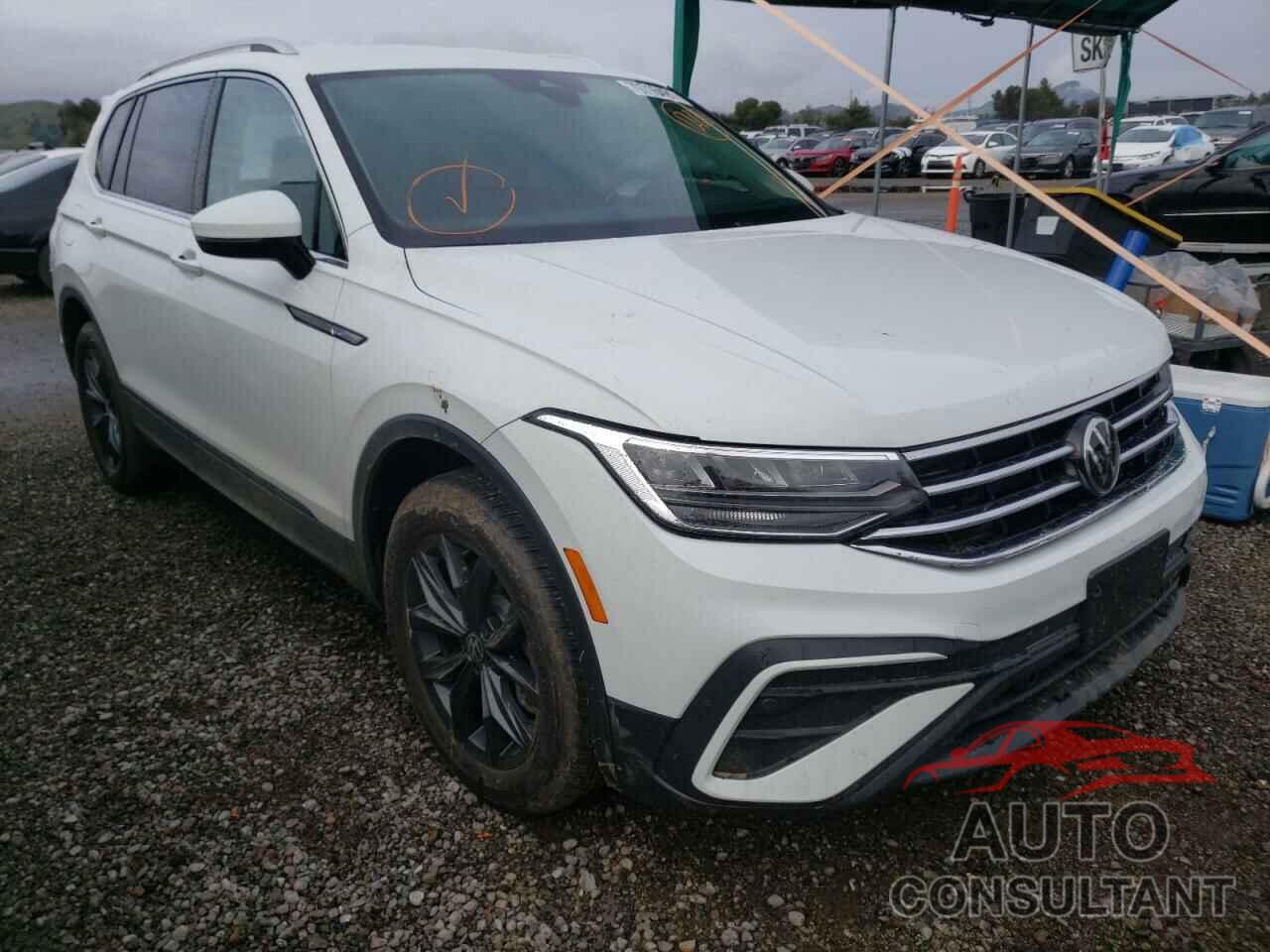 VOLKSWAGEN TIGUAN 2022 - 3VV2B7AX9NM018610