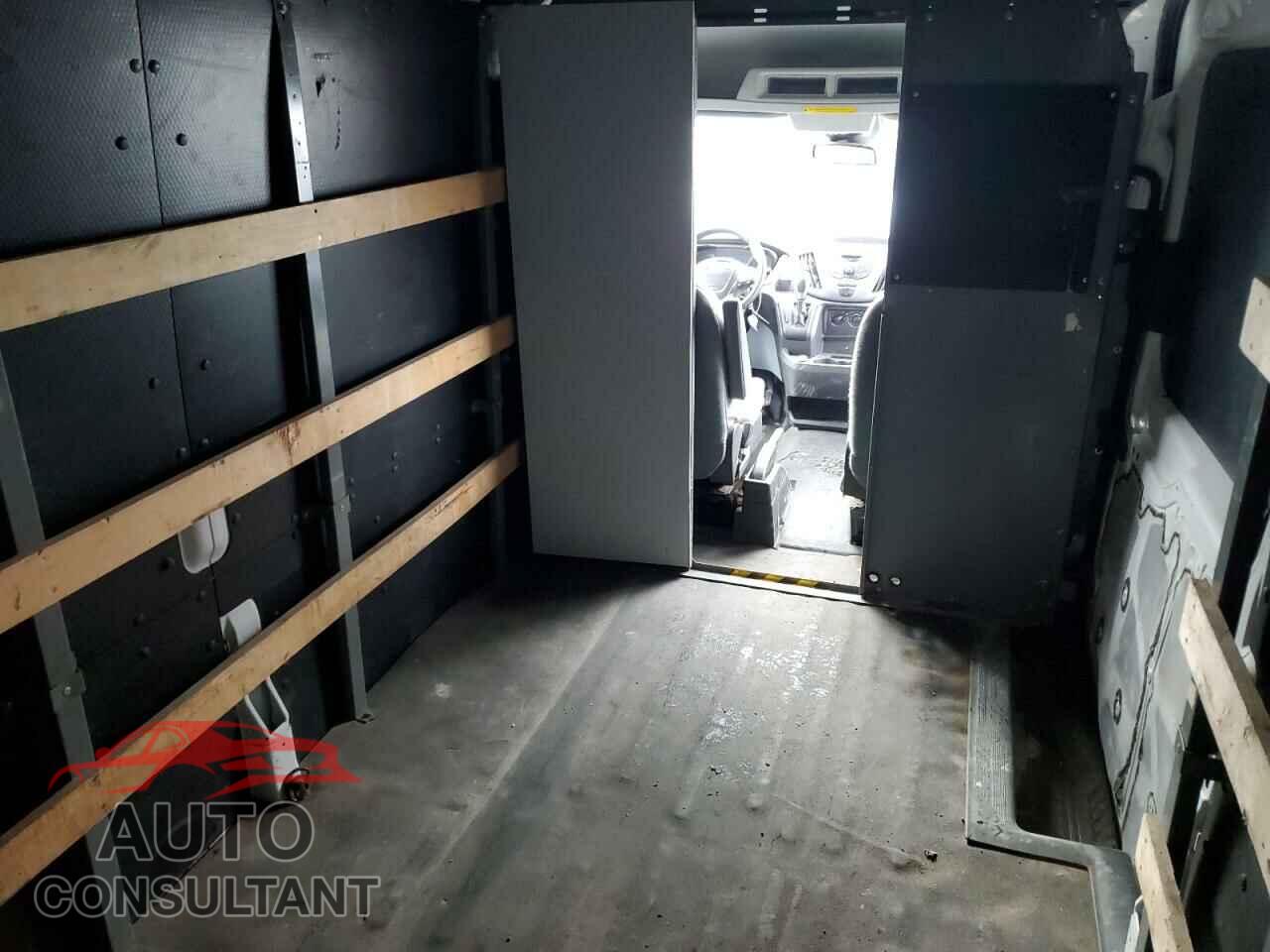 FORD TRANSIT 2017 - 1FTYR2XM0HKA03493