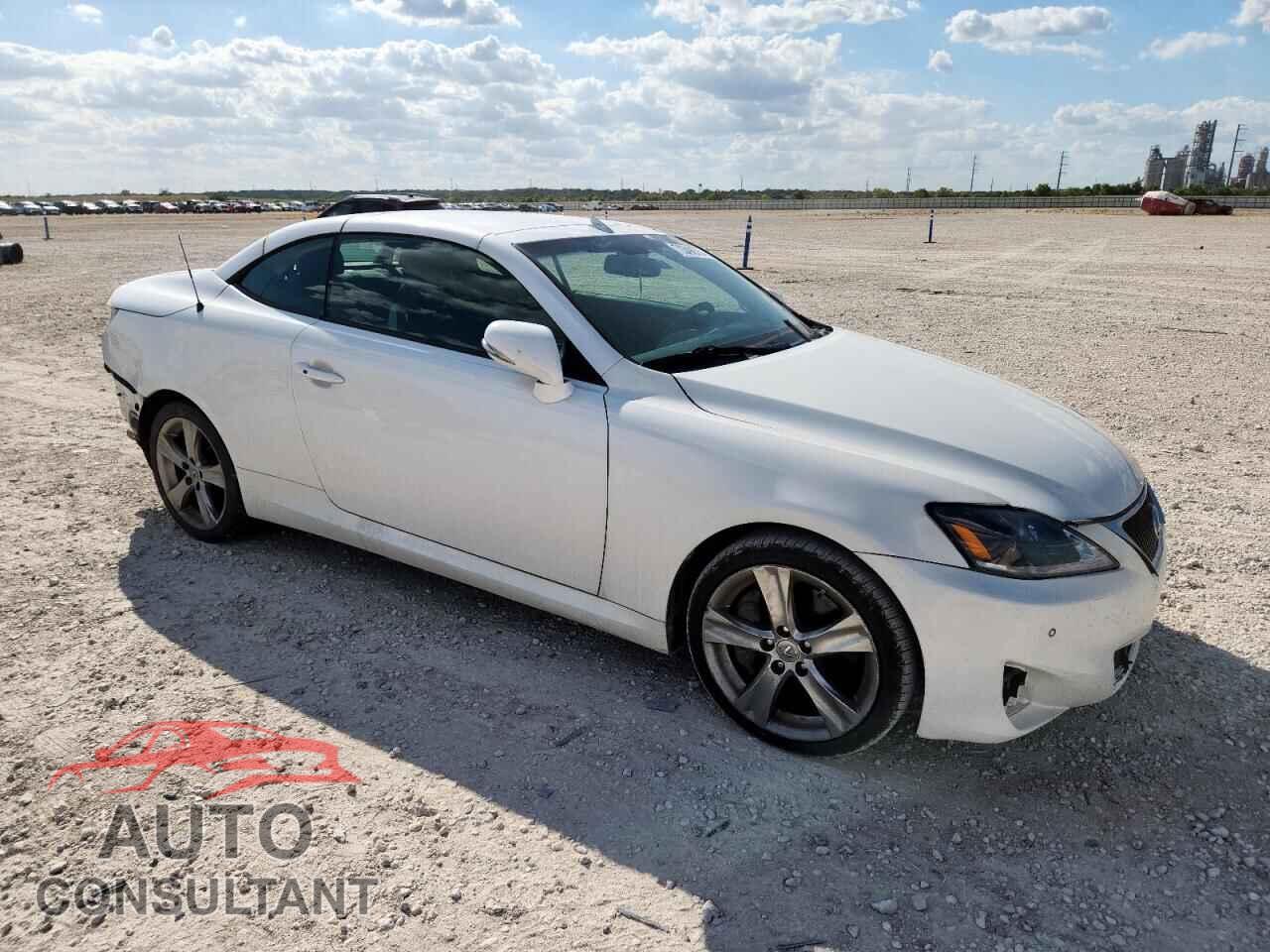 LEXUS IS 2012 - JTHFE2C21C2508831