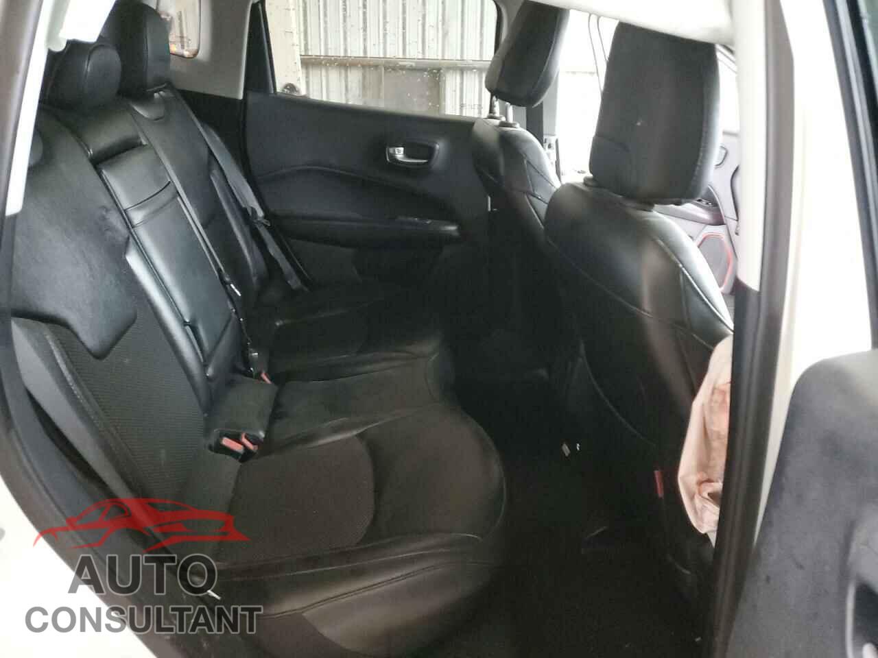 JEEP COMPASS 2020 - 3C4NJDDB2LT126860