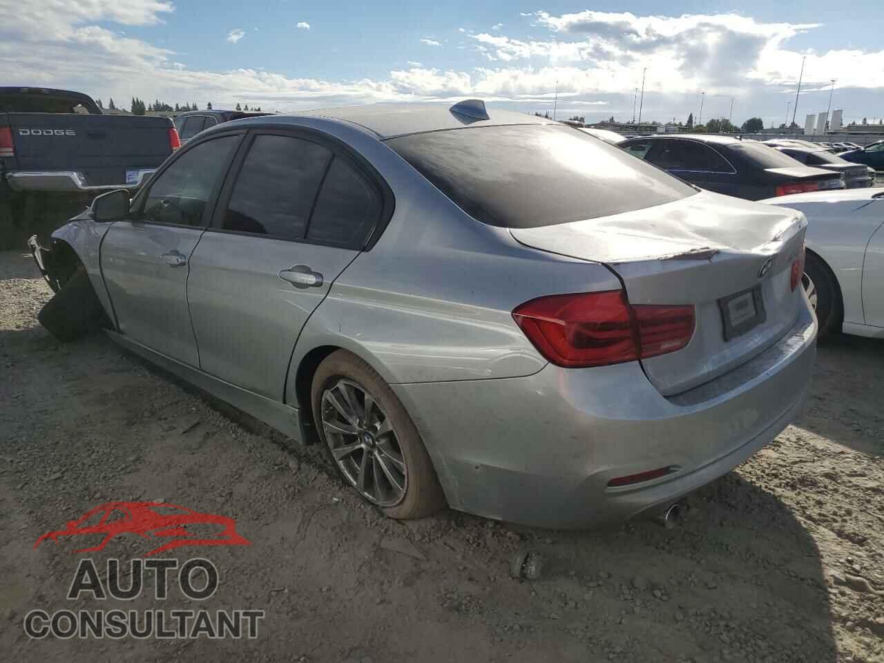 BMW 3 SERIES 2018 - WBA8E1G55JNU89122