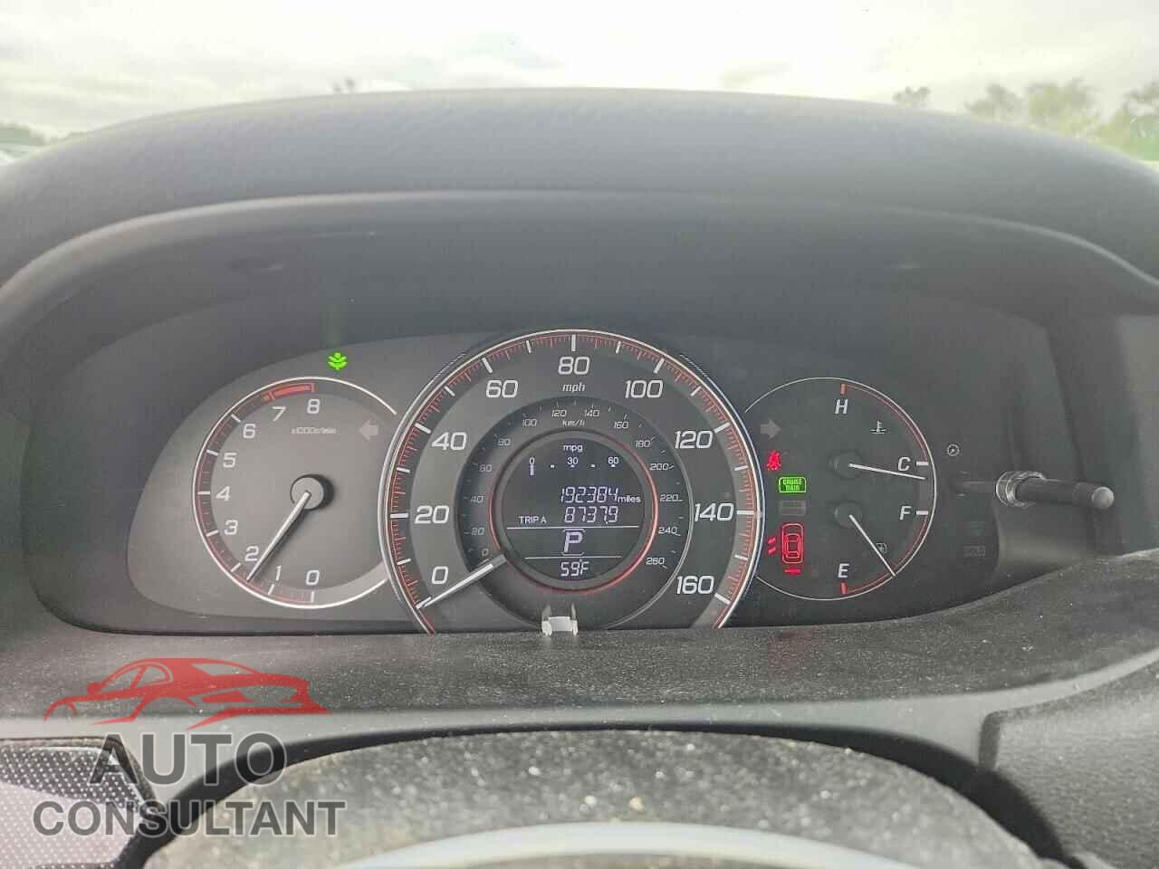 HONDA ACCORD 2015 - 1HGCR2F55FA044131
