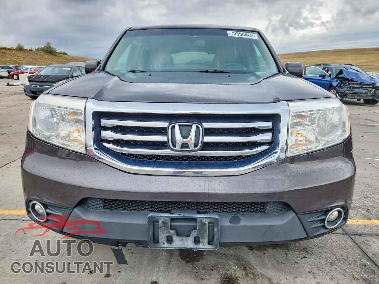 HONDA PILOT 2013 - 5FNYF4H59DB016830