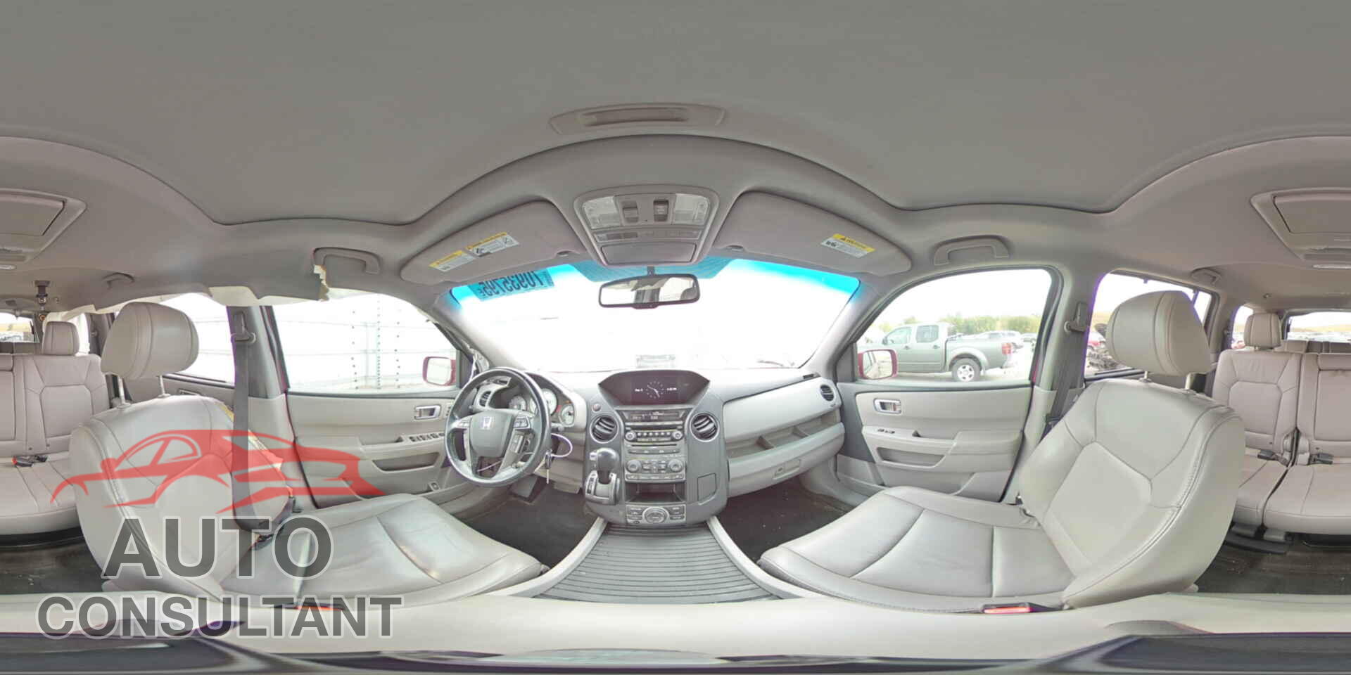 HONDA PILOT 2015 - 5FNYF4H94FB044184