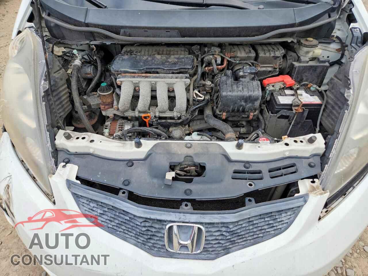 HONDA FIT 2013 - JHMGE8H31DC063575